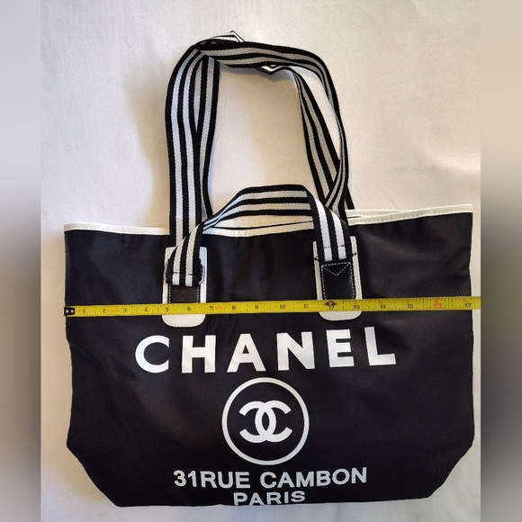 CHANEL 31 Rue Cambon Paris Boutique Tote Black White Nylon Zip Top NIP - Picture 7 of 12